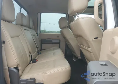 2014 Ford F250 Super Duty из США, поврежденный, VIN 1FT7W2BT2EEA67340